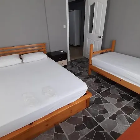 Four Two Bathrooms In The Center Of アパート フェティエ