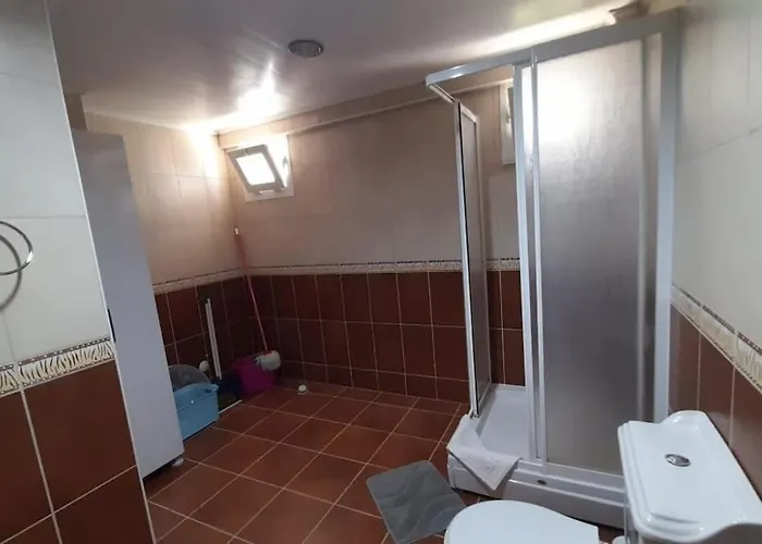 Four Two Bathrooms In The Center Of